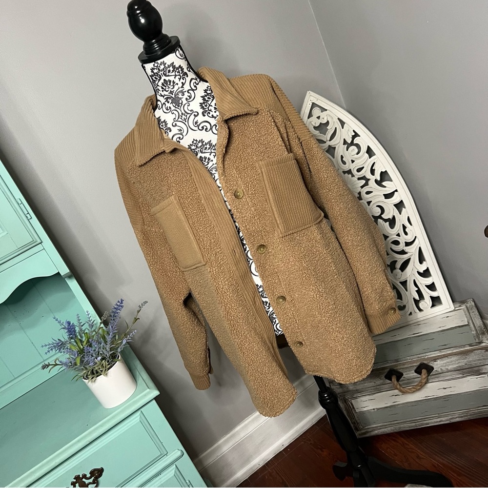 American Eagle Teddy Sherpa Shacket Size Large Camel Brown Boho Bohemian Lounge